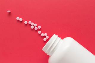 No differences were observed in patency rates or incidence of post-thrombotic syndrome in patients treated with rivaroxaban or a vitamin K antagonist. No differences were observed in patency rates or incidence of post-thrombotic syndrome in patients treated with rivaroxaban or a vitamin K antagonist.